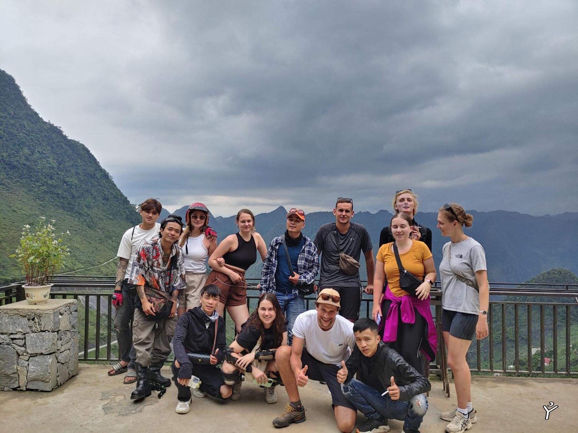 Ha Giang Lotus Hostel Motorbikes Tours Zewnętrze zdjęcie