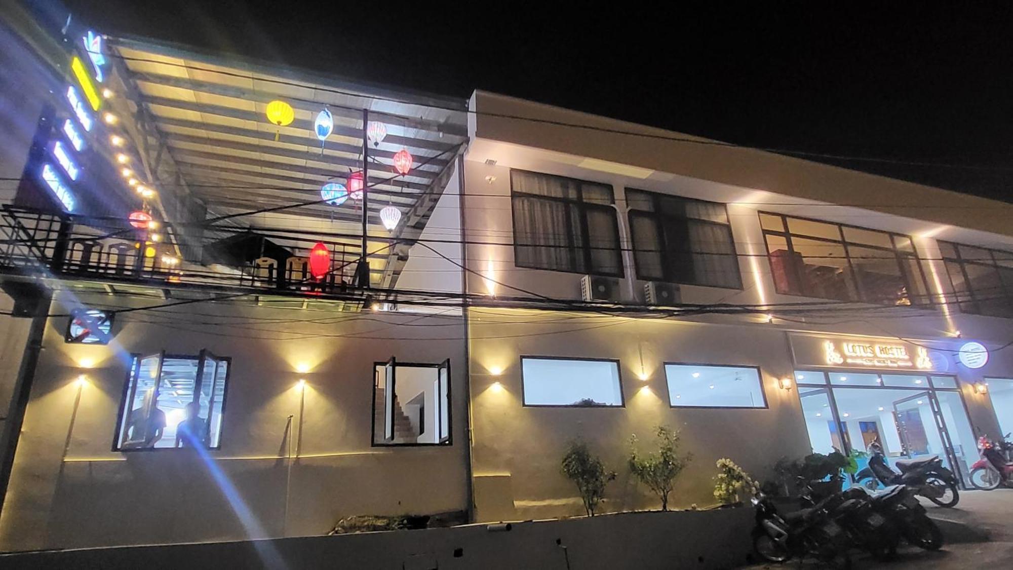 Ha Giang Lotus Hostel Motorbikes Tours Zewnętrze zdjęcie