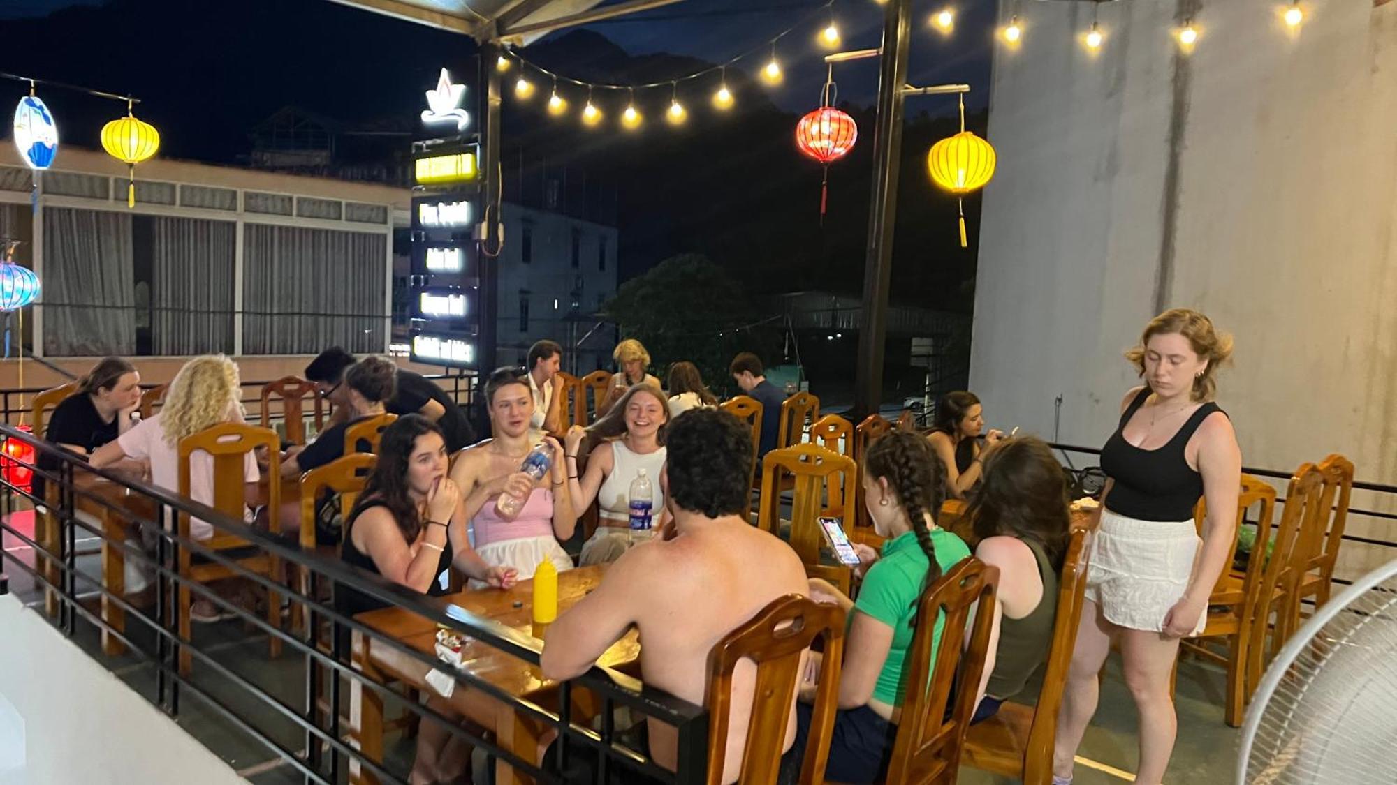 Ha Giang Lotus Hostel Motorbikes Tours Zewnętrze zdjęcie