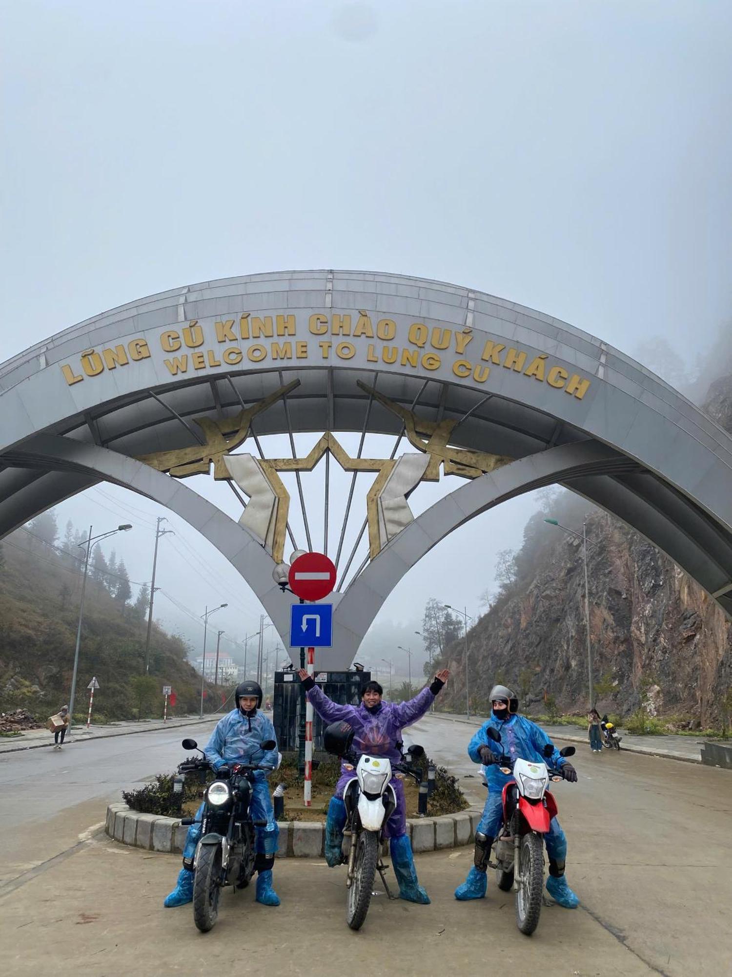 Ha Giang Lotus Hostel Motorbikes Tours Zewnętrze zdjęcie